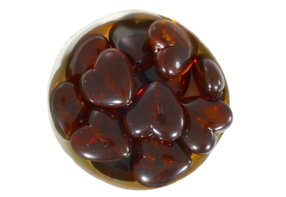חרוזי פלסטיק לבבות 17 ממ חום